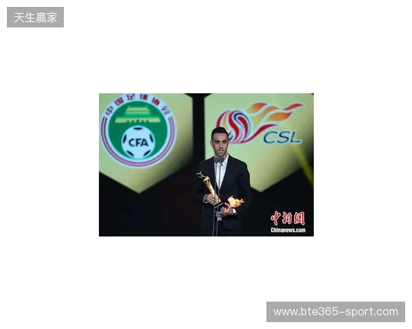 本赛季最佳裁判、最佳助理裁判评选出炉！马宁：祝贺大家